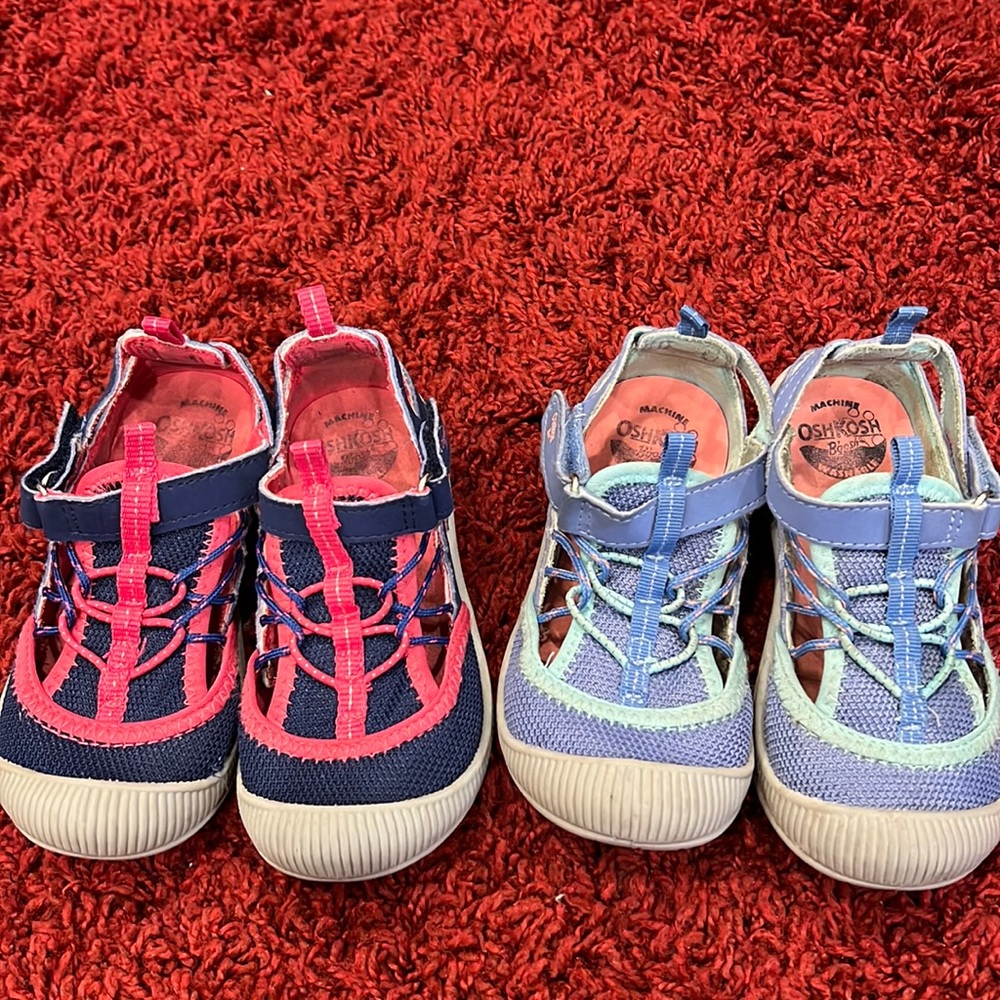 Great for the toddlers on the move! We loved these but grew out of them!